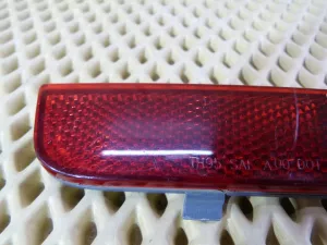 Катафот в бампер задний левый Land Rover Freelander 2 2007-2014 Land Rover Range Rover III (LM) 2002-2012 (XFF000031 LR006349) — фото 2