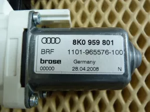 Моторчик стеклоподъемника передний левый Audi A4 [B8] 2007-2015 (8K0959801) — фото 6