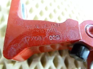 Петля двери передней левой Audi A4 [B8] 2007-2015 (КОМПЛЕКТ 8K0831401E 8K0831401B) — фото 5
