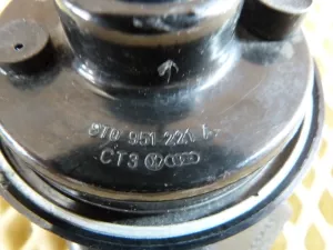 Звуковой сигнал Audi A4 [B8] 2007-2015 (8T0951221A 8T0951223A) — фото 6