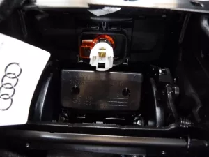 Подлокотник Audi A4 [B8] 2007-2015 (8K0864207A 8K0863244A) — фото 16