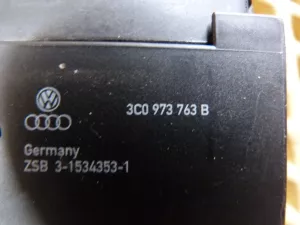 Блок управления парковочным тормозом VW Passat CC 2008-2017 (3AA907801H) — фото 8