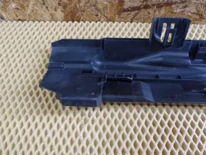 Кронштейн радиатора BMW 1-serie E87/E81 2004-2011 (КОМПЛЕКТ 17107524914 17107524912) — фото 7