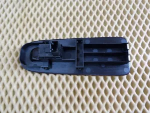Кнопка стеклоподъемника VW Sharan 2010> (ПЕРЕДНЯЯ ПРАВАЯ 7L6959855B) — фото 3