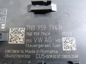 Моторчик привода сдвижной двери VW Sharan 2010> (КОМПЛЕКТ ЗАДНЕЙ ПРАВОЙ ДВЕРИ 7N0843872G 7N0843436D 7N0843648C 7N0843414C 7N0843640 7N0843638 7N0843842A 7N0843844A 7N0843336G 7N0843398D/E 7N0868640C 7N0959794H 7N0971692BH 7N0959845B 7N0839718 7N0839718T 7N0959244A 7N0843385AE 7N0843745 7N0839886B 7N0839003K 7N0839016F 7N0839100C) — фото 63