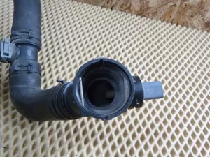 Патрубок радиатора Audi TT(8J) 2006-2015 (КОМПЛЕКТ 3B0122291C 1K0122101EQ 1J0121087B 8J0121109B 8J0121447B 1K0121096A 1K0122051AT 1K0121086AR 1K0122291AE 1K0121070AG 3B0122291B 1J0122351 8J0121073A 1K0121070J)  — фото 40