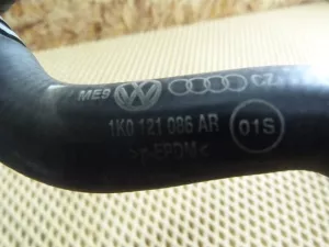 Патрубок радиатора Audi TT(8J) 2006-2015 (КОМПЛЕКТ 3B0122291C 1K0122101EQ 1J0121087B 8J0121109B 8J0121447B 1K0121096A 1K0122051AT 1K0121086AR 1K0122291AE 1K0121070AG 3B0122291B 1J0122351 8J0121073A 1K0121070J)  — фото 44