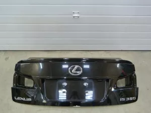 Крышка багажника Lexus IS 250/350 2005-2013 (6440153182) — фото 1