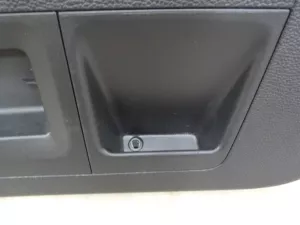 Обшивка двери багажник VW Passat [B7] 2011-2015 (УНИВЕРСАЛ 3AF867605A 3C9867603D) — фото 12