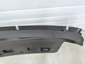 Обшивка двери багажника VW Passat [B7] 2011-2015 (3C9867605J 3C9867603D) — фото 4