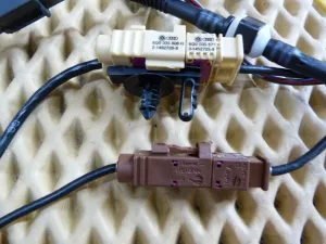 Проводка двери багажника VW Tiguan 2007-2011 (5N0971148AB 5N0971147C) — фото 2