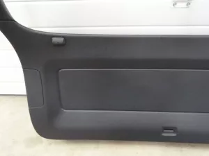 Обшивка двери багажника VW Tiguan 2007-2011 (5N0867601A) — фото 6
