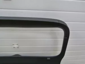Обшивка двери багажника VW Tiguan 2007-2011 (5N0867601A) — фото 4