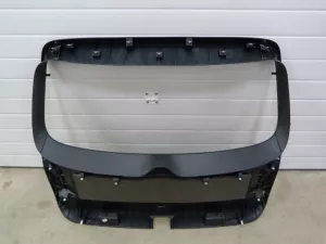 Обшивка двери багажника VW Tiguan 2007-2011 (5N0867601A) — фото 10