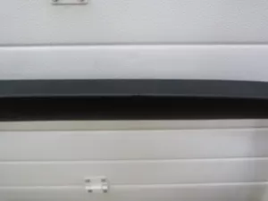 Обшивка двери багажника VW Tiguan 2011-2016 (5N0867601A) — фото 3
