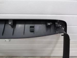 Обшивка двери багажника VW Tiguan 2011-2016 (5N0867601A) — фото 14