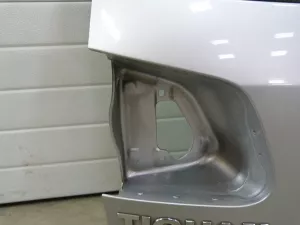 Дверь багажника со стеклом VW Tiguan 2007-2011 (5N0827025G) — фото 12