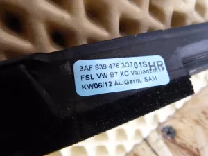 Бархотка стекла двери задней правой наружная VW Passat [B7] 2011-2015 (УНИВЕРСАЛ 3AF8394763Q7) — фото 10