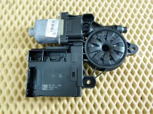 Моторчик стеклоподъемника передний правый VW Passat [B7] 2011-2015 (3AA959701A 3C0959793C) — фото 3