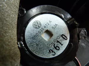 Уголок двери передней внутренний VW Tiguan 2011-2016 (5N0837994B 5N0837993B 5N0035412A) — фото 9