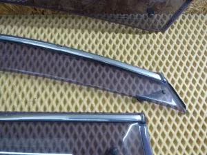 Комплект ветровиков бокового стекла VW Tiguan 2007-2011 (5N0072193 5N0072194) — фото 4