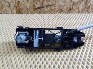 Ручка двери передней наружная правая VW Tiguan 2007-2011 (5N0839885H 5N0837205M) — фото 6