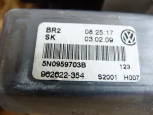 Моторчик стеклоподъемника задний левый VW Tiguan 2007-2011 (5N0959703B 1K0959794AA) — фото 6