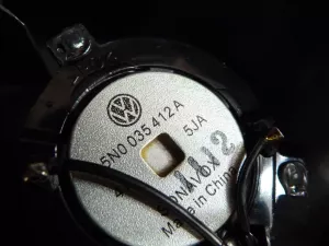 Уголок двери передней внутренний VW Tiguan 2011-2016 (5N0837993B 5N0837994B 5N0035412A) — фото 7