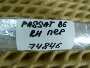 Бархотка стекла двери передней правой наружная VW Passat [B6] 2005-2010 (3C4837476B) — фото 12