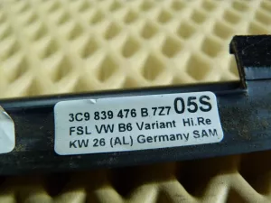 Бархотка стекла двери задней правой наружная VW Passat [B6] 2005-2010 (УНИВЕРСАЛ 3C9839476B) — фото 10