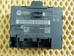 Блок комфорта Audi A4 [B8] 2007-2015 (ЗАДНЕЙ ЛЕВОЙ ДВЕРИ 8K0959795D) — фото 1