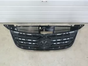 Решетка радиатора VW Tiguan 2011-2016 (5N0853651C) — фото 15