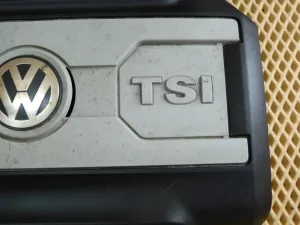 Накладка декоративная VW Tiguan 2011-2016 (06J103925BG) — фото 4