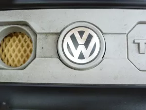 Накладка декоративная VW Passat [B7] 2011-2015 (06J103925BG) — фото 5