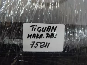 Накладка декоративная VW Tiguan 2011-2016 (06J103925BG) — фото 13