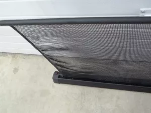 Шторка багажника VW Passat [B7] 2011-2015 (УНИВЕРСАЛ ВЕРТИКАЛЬНАЯ СЕТКА 3C9861691 3AF064365) — фото 3