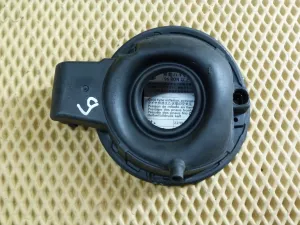 Лючок бензобака VW Tiguan 2011-2016 (5N0809857D) — фото 9