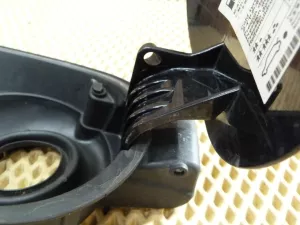 Лючок бензобака VW Tiguan 2011-2016 (5N0809857D) — фото 5