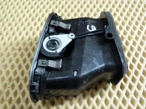 Дефлектор воздушный VW Tiguan 2007-2011 (5N0819703A 5N0819704A) — фото 11
