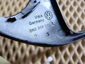 Накладка декоративная VW Tiguan 2011-2016 (5N0858069J) — фото 19