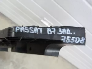 Направляющая заднего бампера VW Passat [B7] 2011-2015 (3AF807863) — фото 14