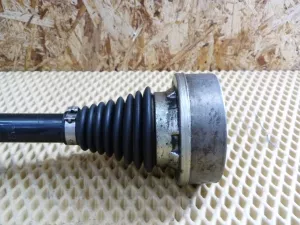 Полуось передняя левая VW Passat [B7] 2011-2015 (1K0407271LA) — фото 4