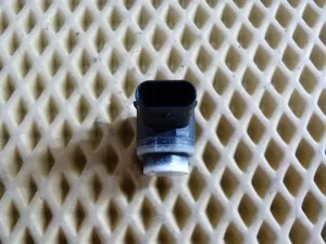 Датчик парковки Audi A3 [8PA] Sportback 2004-2013 Audi A4 [B8] 2007-2015 Audi A5/S5 [8F] Cabrio 2010-2016 Audi A5/S5 [8T] Coupe/Sportback 2007-2016 Audi A6 [C7,4G] 2011-2018 Audi A7 (4G8) 2011-2018 Audi A8 [4H] 2010-2017 Audi Allroad quattro 2012-2019 Audi Q3 (8U) 2012-2018 Audi Q5 [8R] 2008-2017 Audi Q7 [4L] 2005-2015 Audi R8 2007-2015 Audi TT(8J) 2006-2015 Seat Alhambra 2010> Seat Exeo 2009-2013 Skoda Fabia 2007-2015 Skoda Octavia (A5 1Z-) 2004-2013 Skoda Rapid 2013-2020 Skoda Superb 2008-2015 Skoda Yeti 2009-2018 VW Amarok 2010> VW Caddy III 2004-2015 VW Golf Plus 2005-2014 VW Golf VI 2009-2013 VW Golf VII 2012-2020 VW Jetta 2011-2018 VW Passat [B6] 2005-2010 VW Passat [B7] 2011-2015 VW Passat CC 2008-2017 VW Polo (HB) 2009-2017 VW Polo (Sed RUS) 2011-2020 VW Sharan 2010> VW Tiguan 2007-2011 VW Tiguan 2011-2016 VW Touareg 2010-2018 VW Touran 2010-2016 VW Transporter T5 2003-2015 (4H0919275)  — фото 3