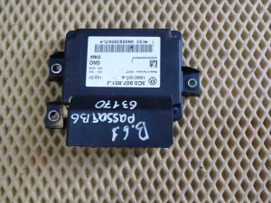 Блок управления парковочным тормозом VW Passat [B6] 2005-2010 VW Passat [B7] 2011-2015 VW Passat CC 2008-2017 VW Sharan 2010> VW Tiguan 2007-2011 VW Tiguan 2011-2016 (3C0907801J) — фото 1