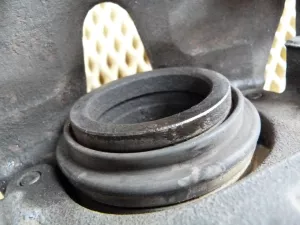 Суппорт передний левый Opel Astra H / Family 2004-2015,Astra G 1998-2005,9-5 1997-2010,Meriva 2003-2010,Zafira A (F75) 1999-2005,Corsa C 2000-2006,Corsa D 2006-2015,Zafira B 2005-2012 (5542106) — фото 14
