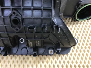 Коллектор впускной Skoda Yeti 2009-2018 (03F129711AK 03F145749C) — фото 7