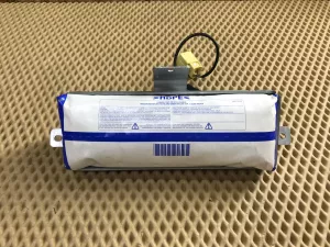 Подушка безопасности пассажирская в торпедо Nissan Primera P12E 2002-2007 — фото 1