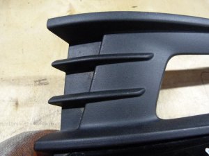 Решетка в бампер левая VW Polo (Sed RUS) 2011> (ПОСЛЕ 04.05.2015 ГОДА ПОД ПТФ С НАКЛАДКОЙ 6RU853665F) — фото 6