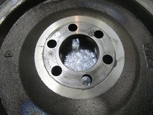 Маховик Nissan Note (E11) 2006-2013,Micra (K12E) 2002-2010,Qashqai (J10) 2006-2014,Tiida (C11) 2007-2014,Juke (F15) 2011>,Qashqai+2 (JJ10) 2008-2014,NV200 (M20) 2009>,Sentra (B17) 2013-2017,Tiida (C13) 2015> (МКПП 12310EE000) — фото 2