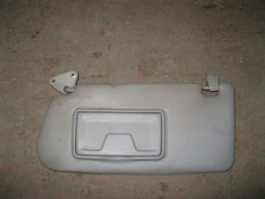Козырек солнцезащитный левый Mitsubishi Lancer (CS/Classic) 2003-2008 (ЛЕВЫЙ MN151505HA) — фото 1